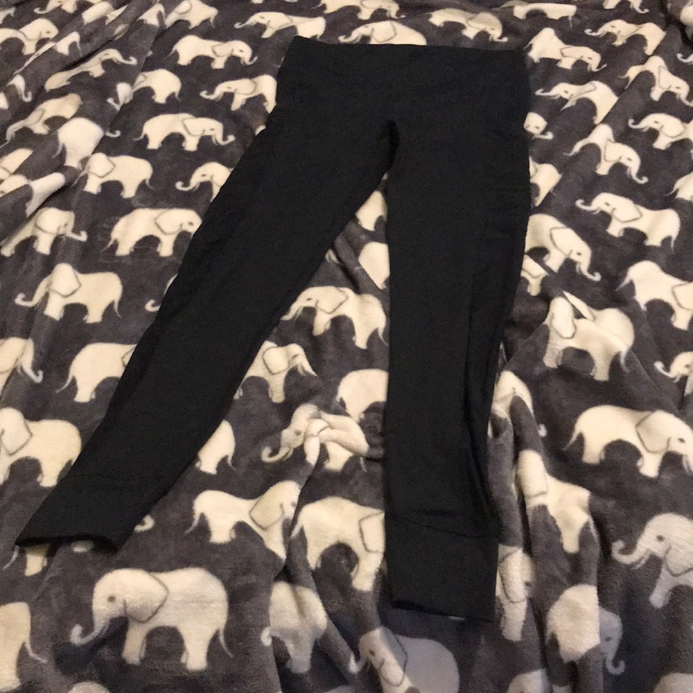 Fabletics high waisted mesh inset workout leggings